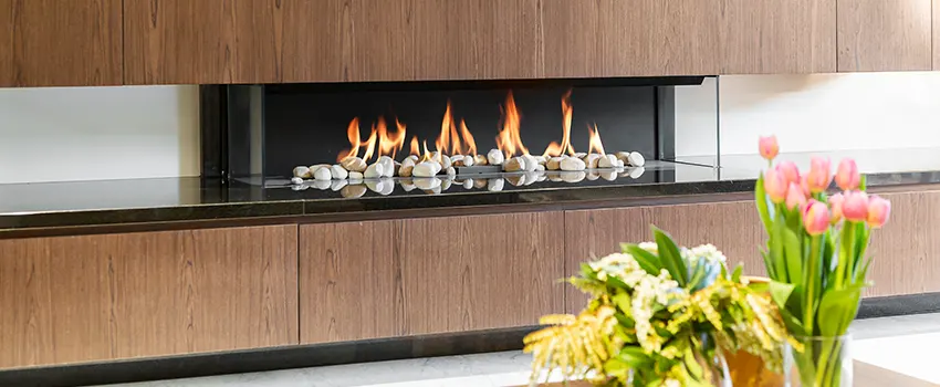 Double-height Fireplace Design Refurbishment in Buenaventura Lakes, Florida